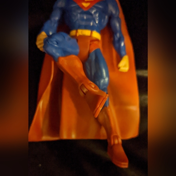 Superman DC Action Figure - Picture 3 of 6